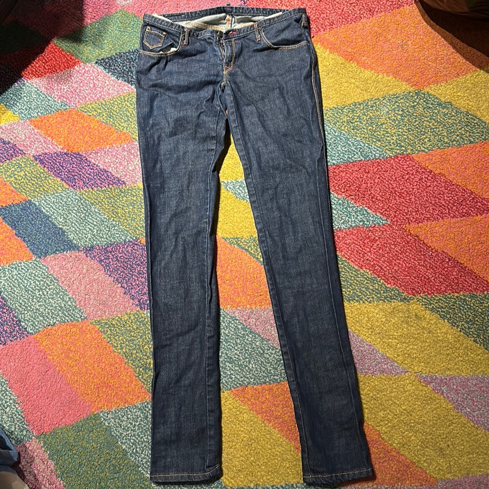 Squared low waist jeanin very good condition skinny with zipper ankles size 42